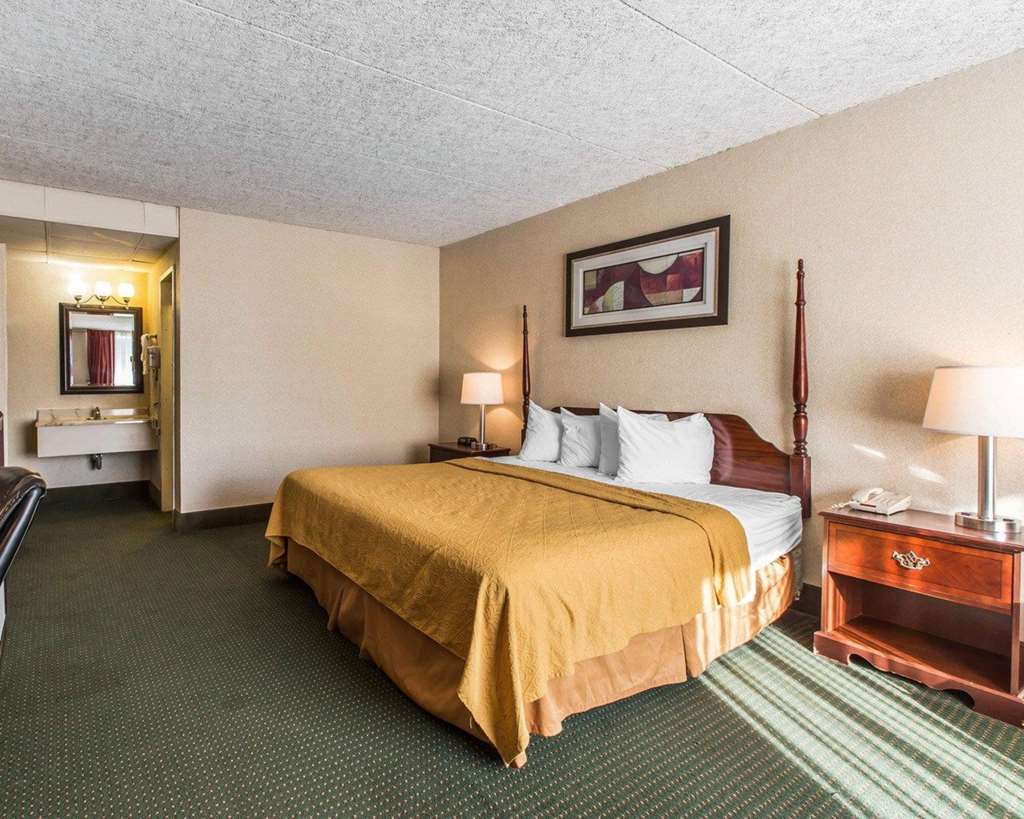 Quality Inn South Valdosta Bilik gambar